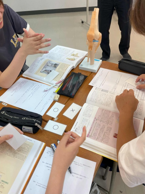 2年生「応用運動学」で研究授業を実施しました!