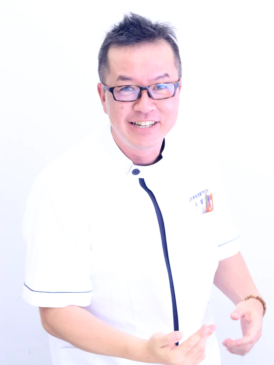 平岡 一志 学科長