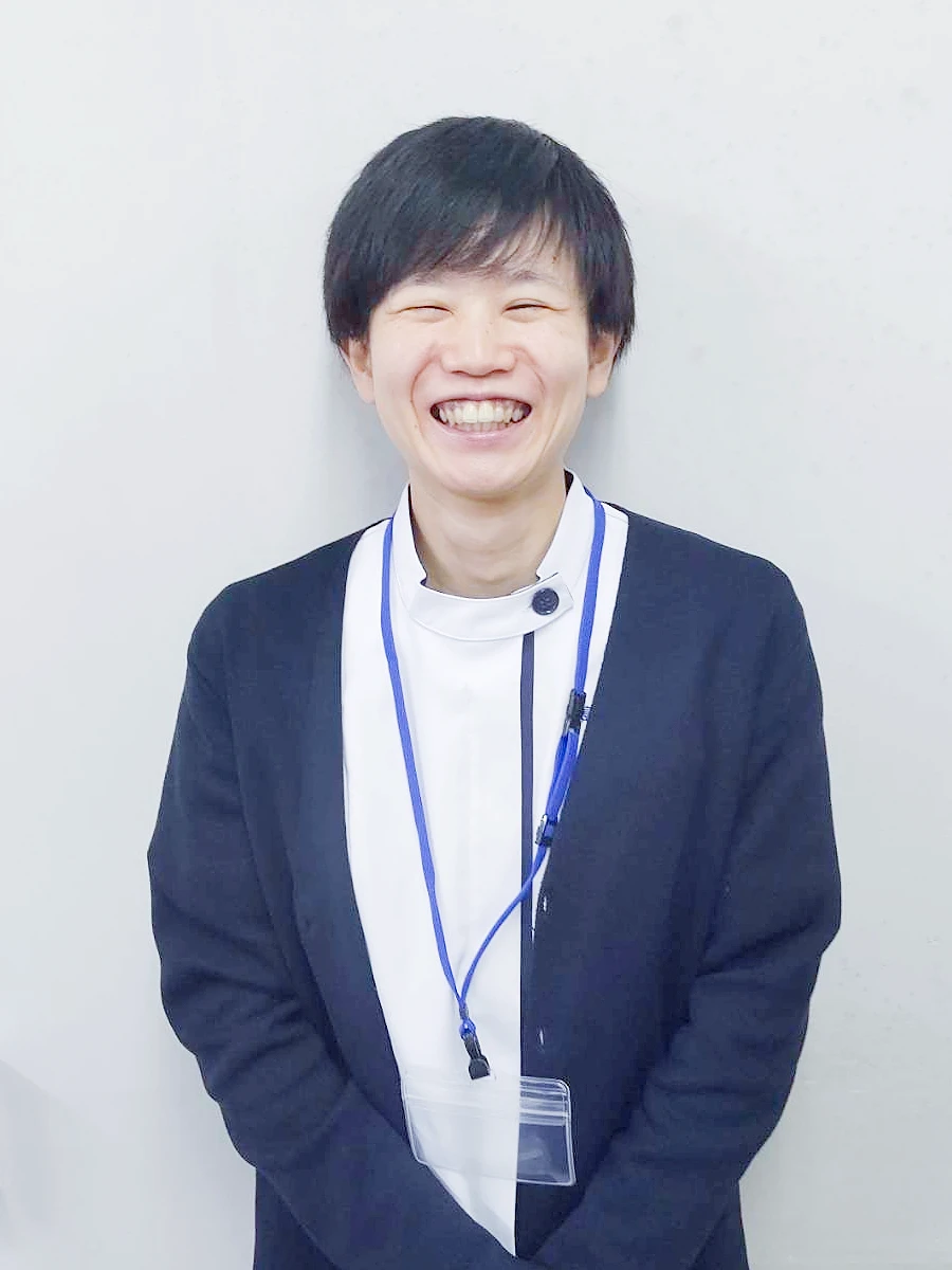 吉川 李奈 先生